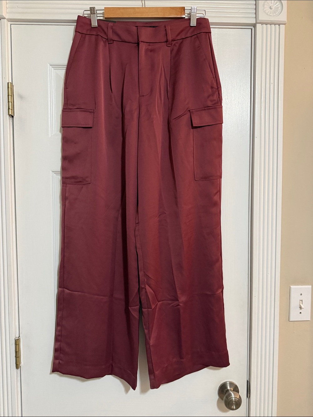 DKNY Wide-Leg Cargo Pants in Burgundy